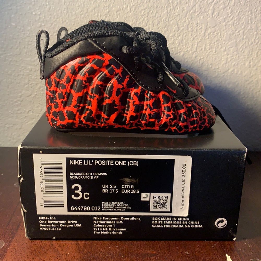 Infant Nike Foams